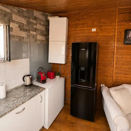 Charming Attic Loft With Views Appartement Boekarest